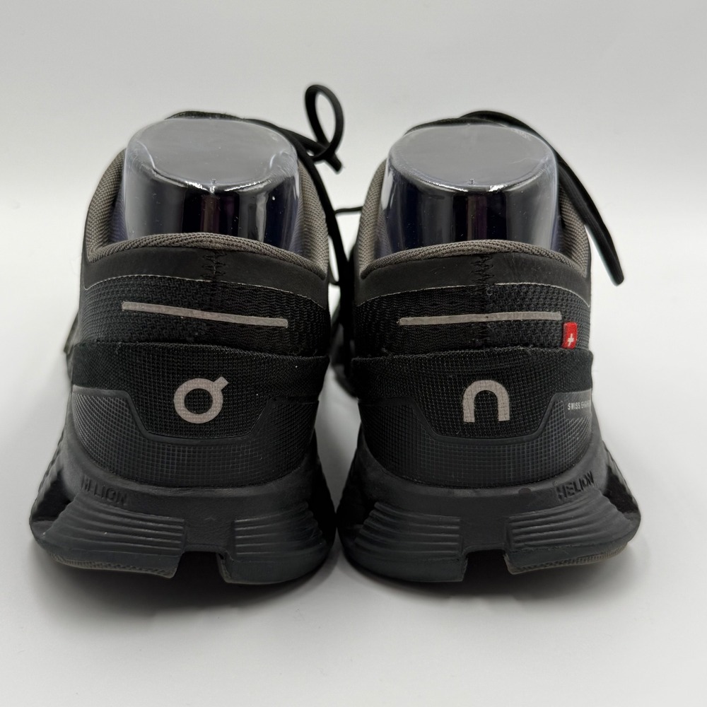 On Cloudswift Running Shoes Size 9.5 Black Minimalist Athleisure Sneaker - Picture 4 of 7